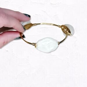 5594. White Plastic Wire Bracelet